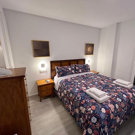 Nuestro Rincon Del Centro Historico Especial Grupos Terraza Parking Gratis 02 Apartment Malaga Exterior photo