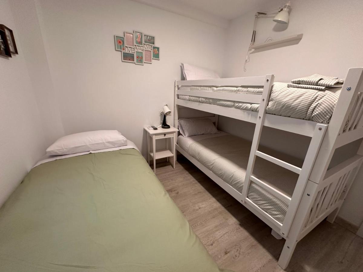 Nuestro Rincon Del Centro Historico Especial Grupos Terraza Parking Gratis 02 Apartment Malaga Exterior photo